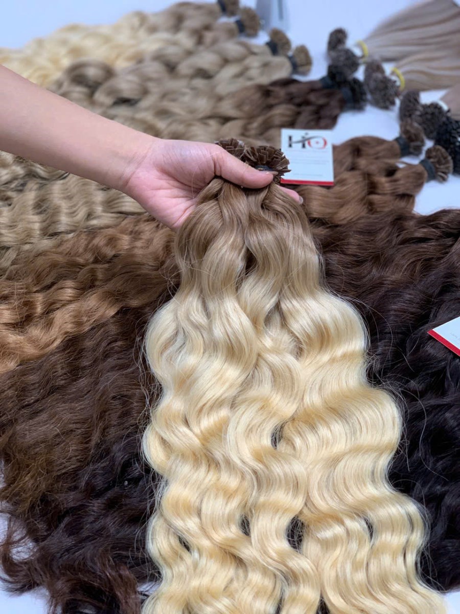 K-Tip Extensions Natural Wavy